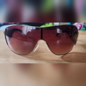ELLE SUNGLASSES (TAN)